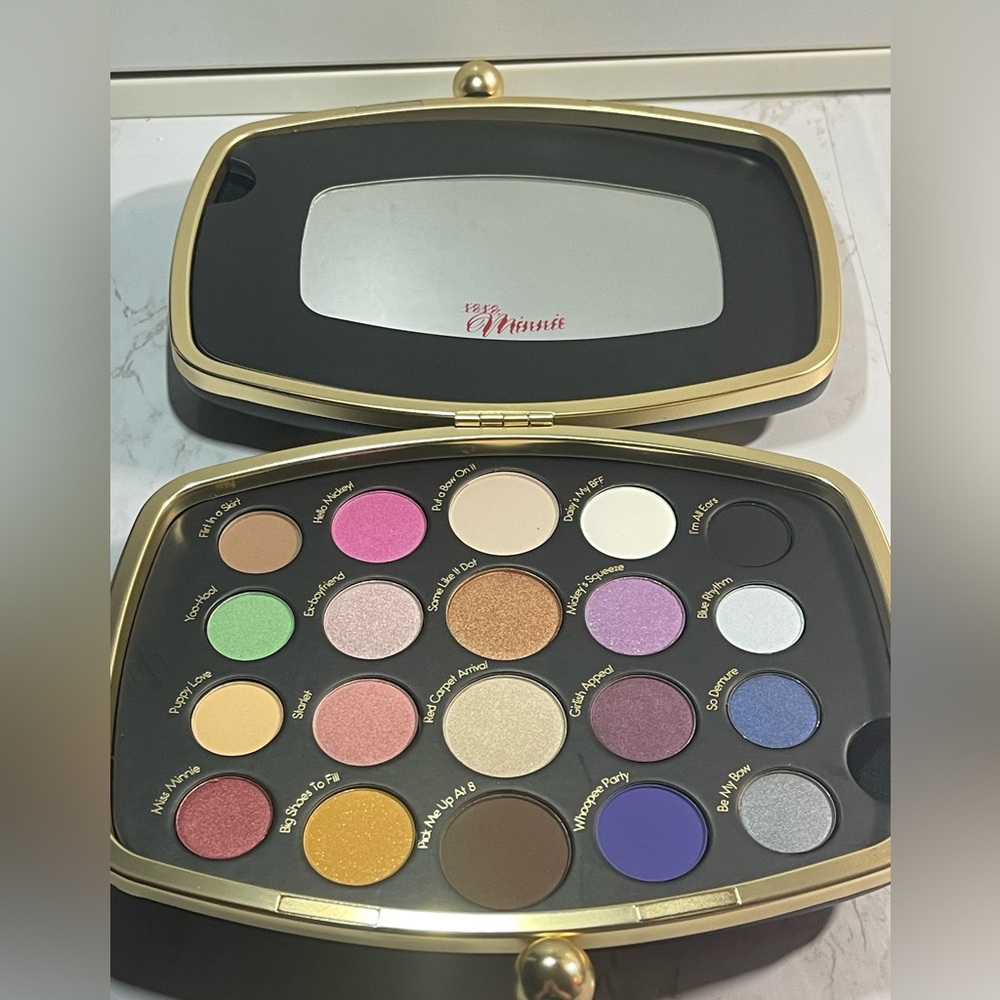 Disney Minnie Beauty by Sephora Eyeshadow Palette